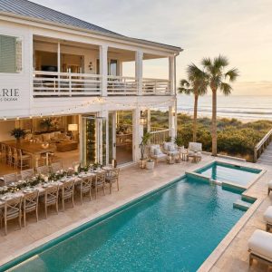 5 Perks of Renting Aerie at 715 Ocean for Holiday Festivities